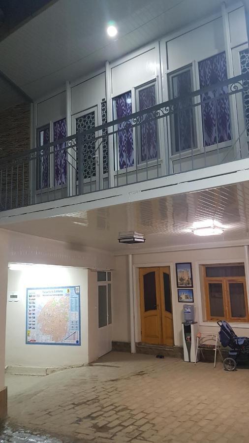 Guest House Ibrohim حلال Бухара Екстериор снимка